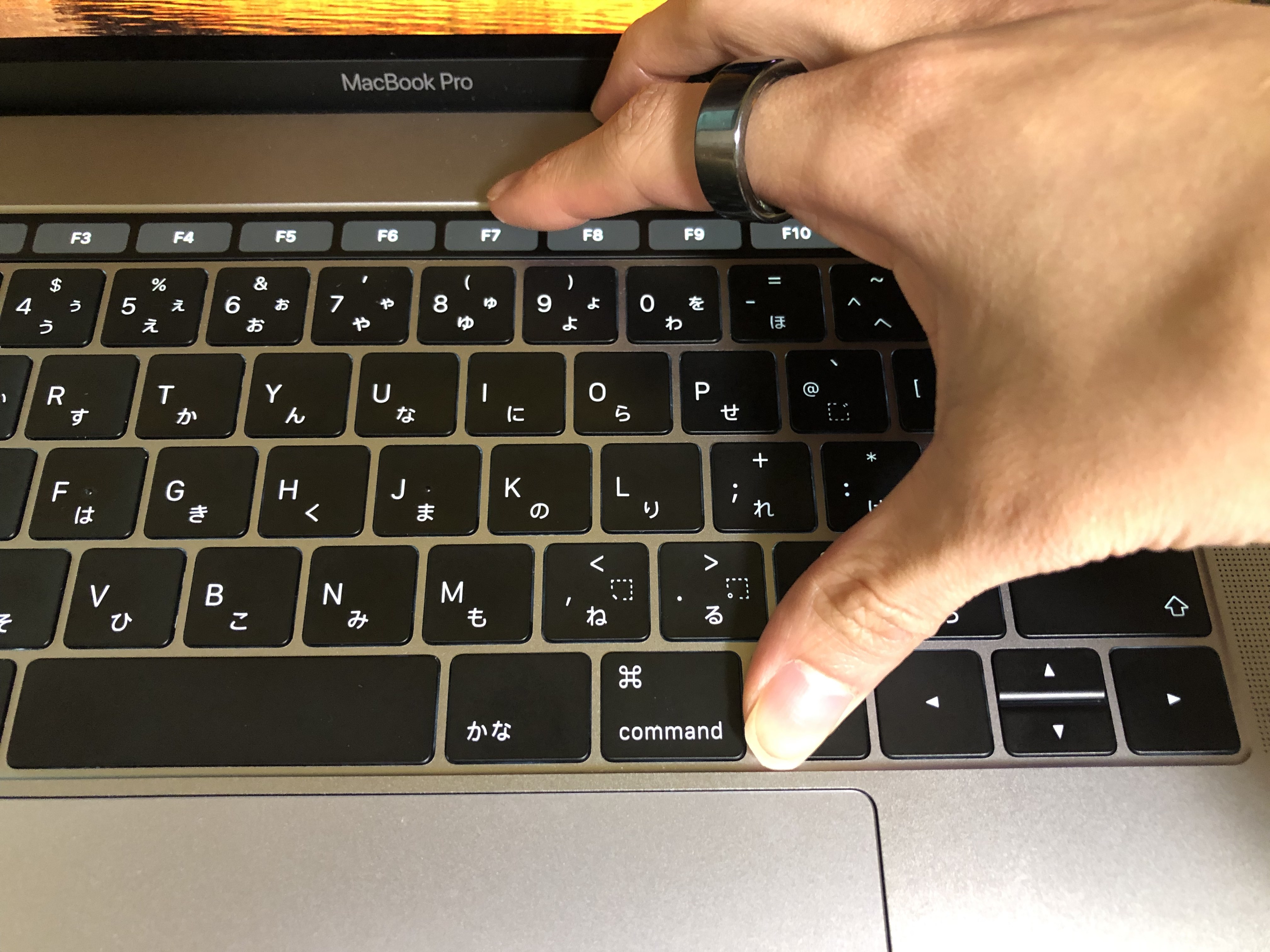 MacBookPro 2019 i9のレビューをする | WatchContents